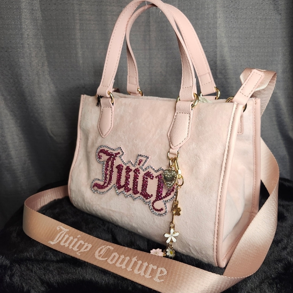 Juicy Couture Light Pink Shoulder Bag
